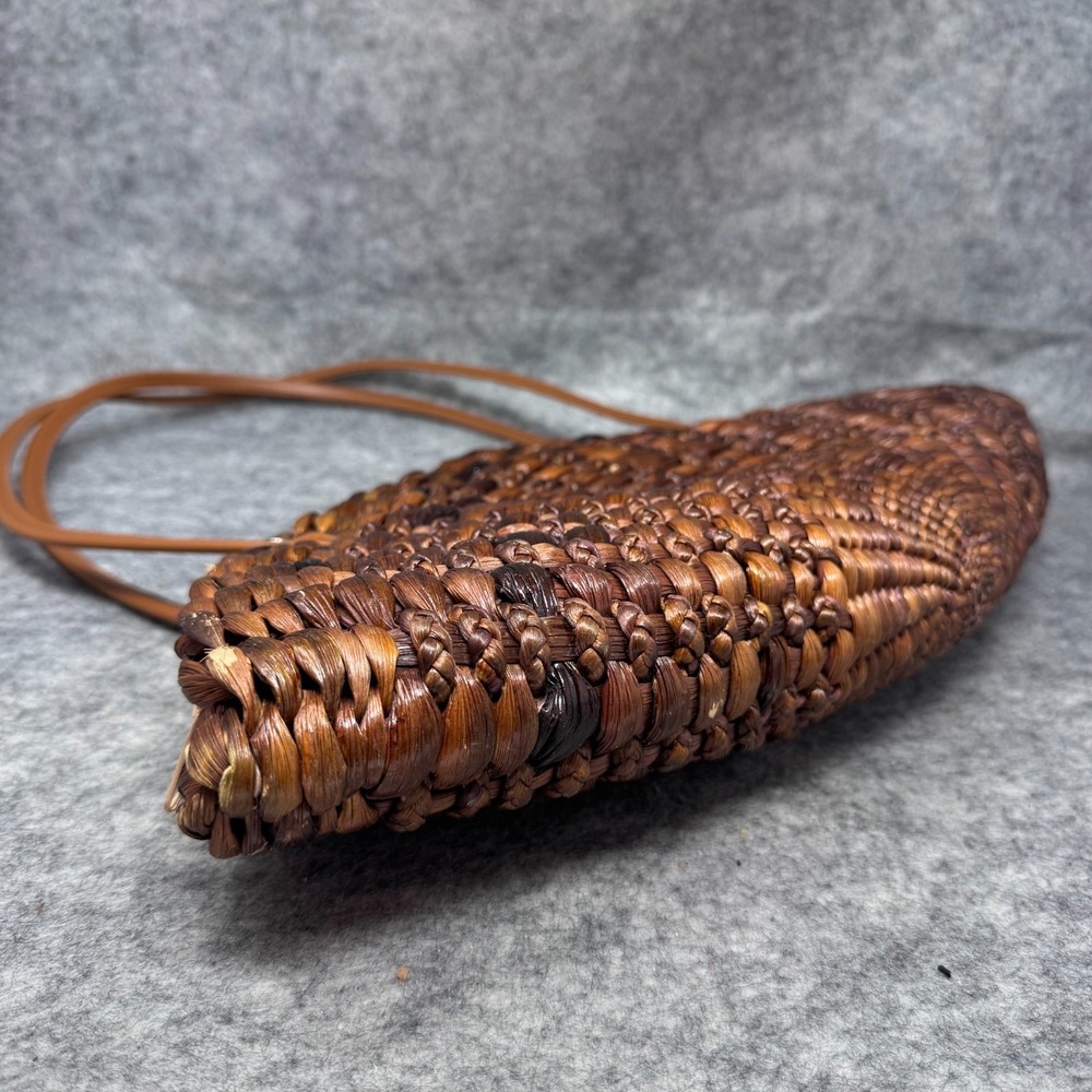 Handmade Crescent Basket Shoulderbag Purse Woven Rattan Wicker Brown Resortwear - Picture 10 of 10